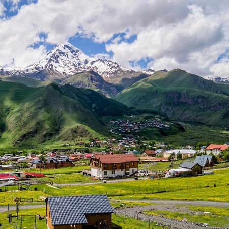 ホテル Kazbegi 5054 エクステリア 写真
