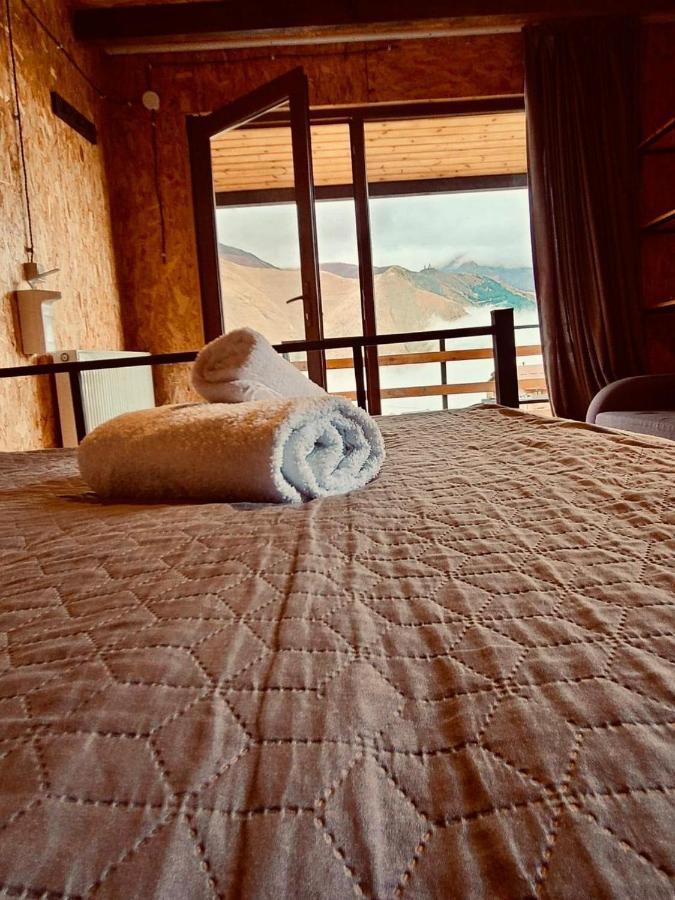 ホテル Kazbegi 5054 エクステリア 写真