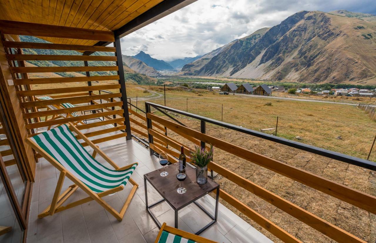 ホテル Kazbegi 5054 エクステリア 写真